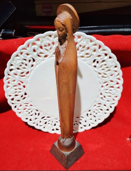 Statueta italiana sculptata in lemn cu Fecioara Maria, anii 1950-1960